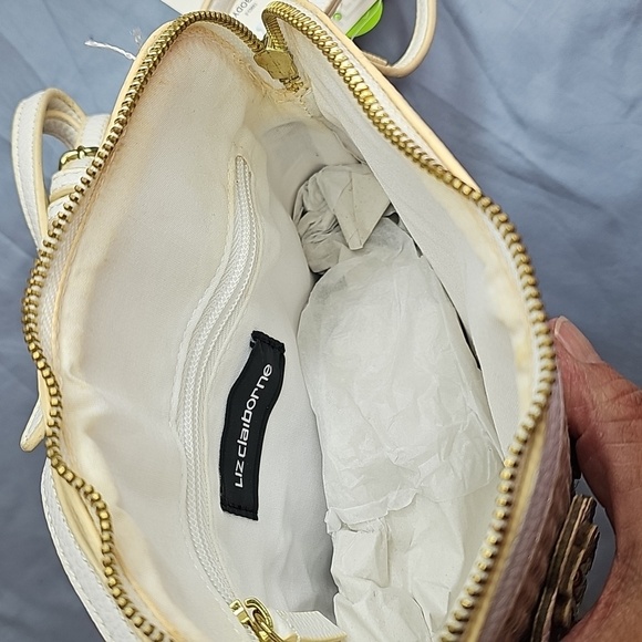 LIZ CLAIBORNE Crossbody - Picture 4 of 8